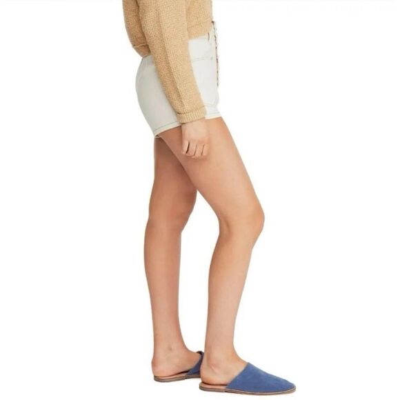 NWT Free People x We The Free Bridgette Button Fly Denim Shorts in Ecru, Size 24 - Picture 6 of 15